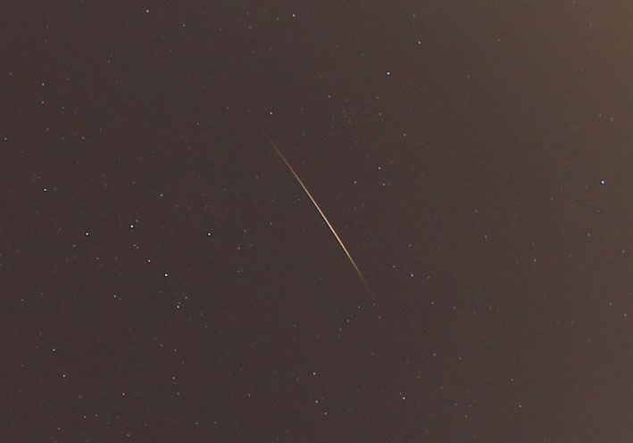201710262351流星.jpg