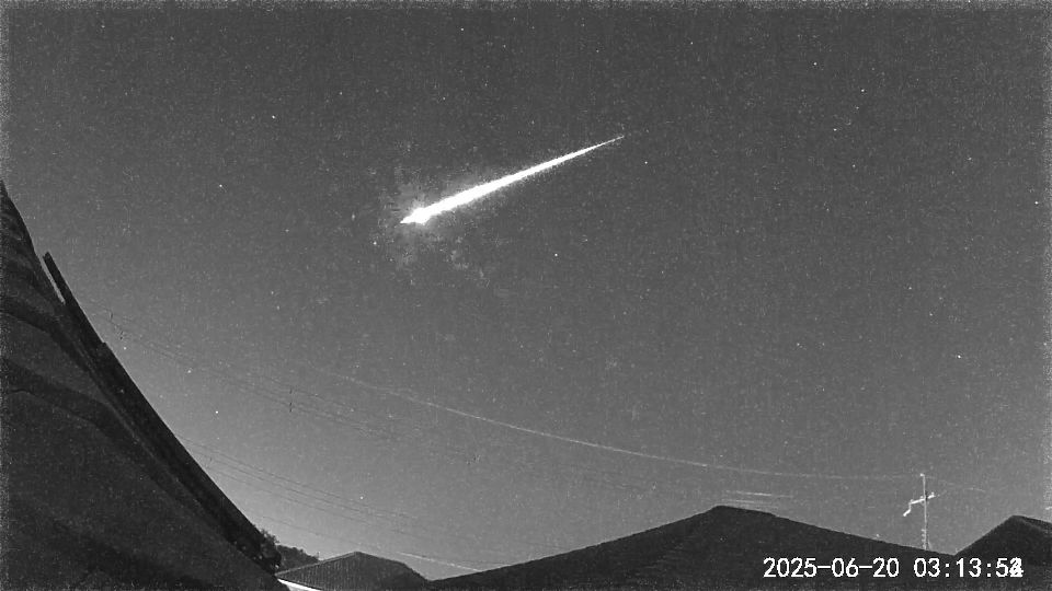 20250620031353  fireball N s.jpg