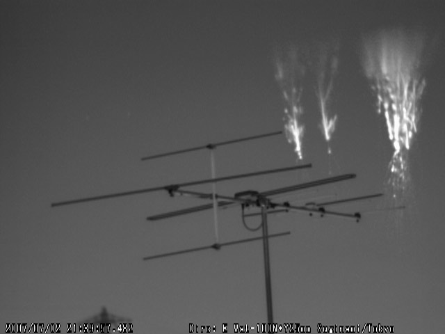 3.M20070702_213957_C1P.jpg
