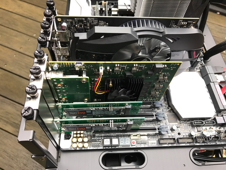 4. 4K60pPC_PCIEX01.jpg