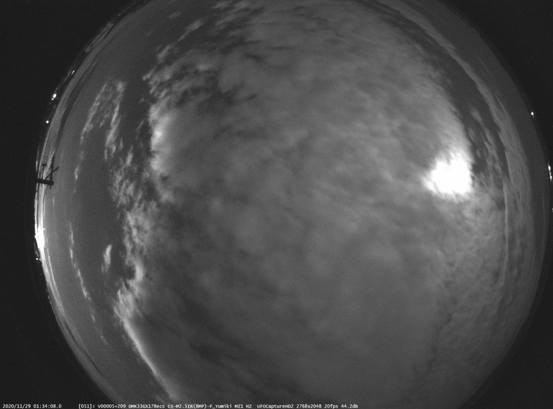 M20201129_013408_JPMZ1_HZP40p.jpg
