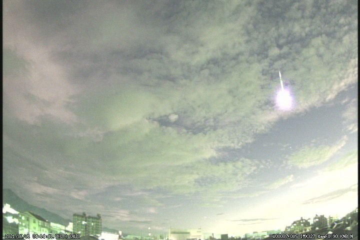 M20210821_041441_KNB_NP.jpg