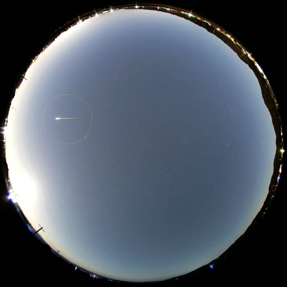 M20250111_030604_磐田市_8mm_full_1000w.jpg